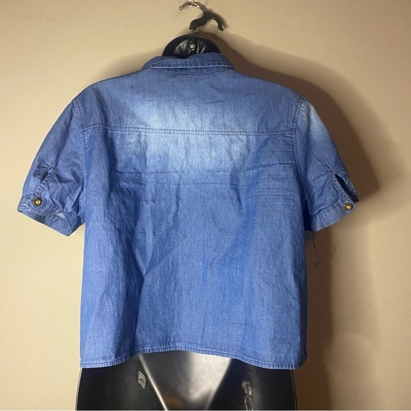 SHUN Bo Denim ripped patches button down collared crop top short sleeve blouse - Picture 6 of 7